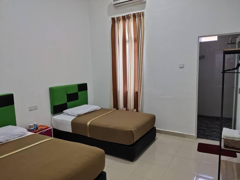קואלה רומפין Dlayaran Villa Guest House מראה חיצוני תמונה